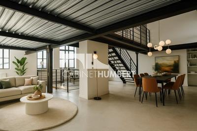 Loft - 177 m² - 5 pièces