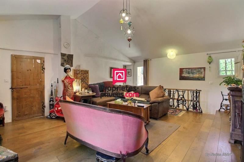 Mas - 179 m² - 5 pièces