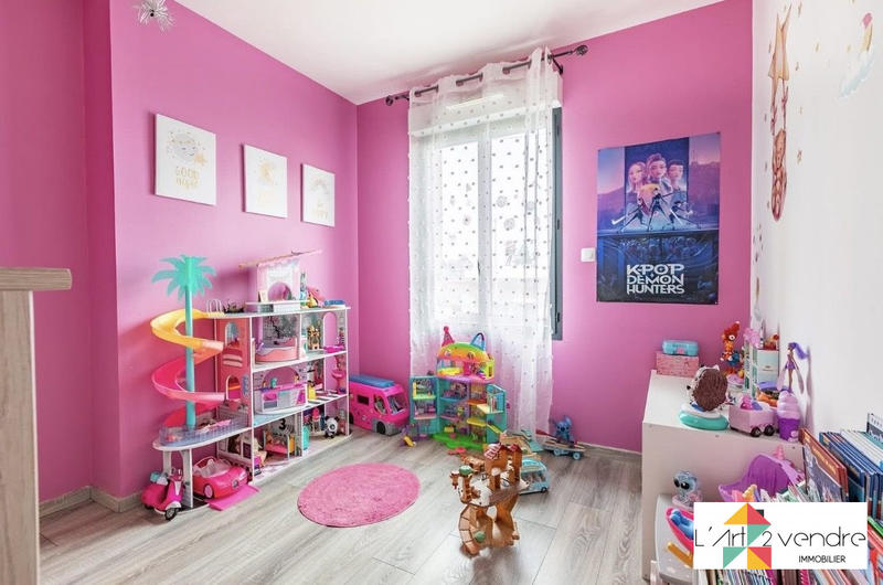 Maison - 87 m² - 4 pièces