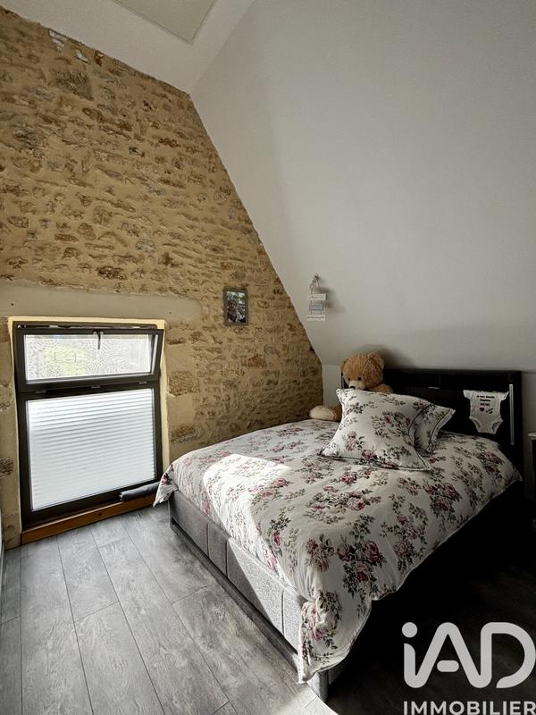 Maison - 230 m² - 11 pièces