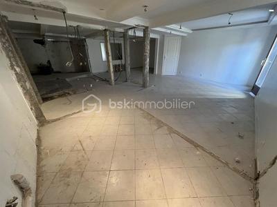 Loft - 71 m² - 2 pièces