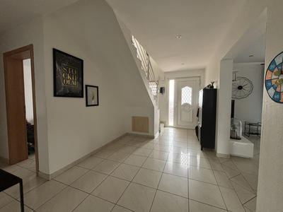 Maison - 182 m² - 7 pièces