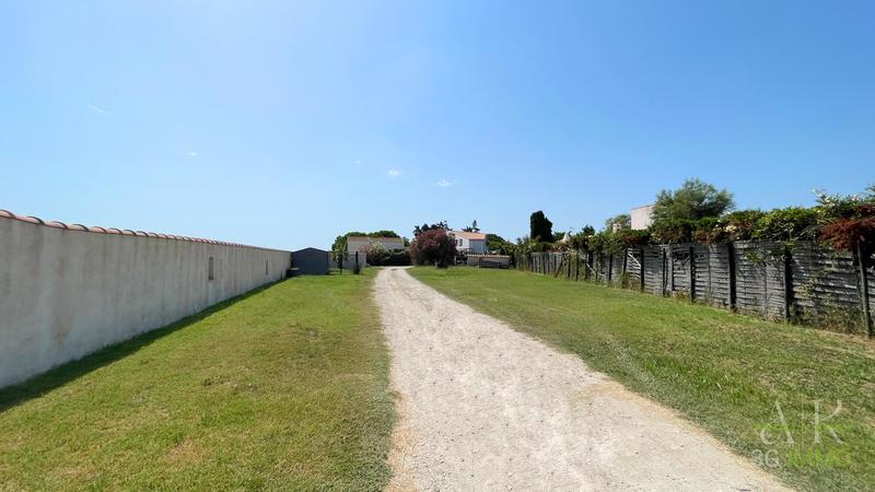 Propriété - 308 m² - 13 pièces