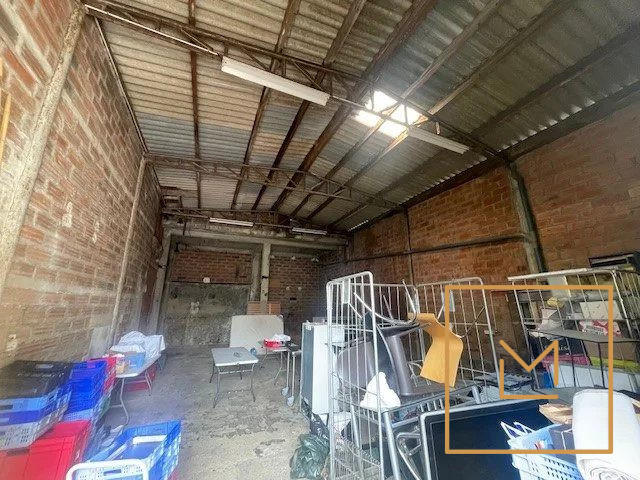 Fonds de commerce - Magasins - 147 m²