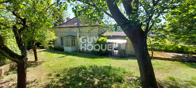 Maison - 230 m² - 10 pièces