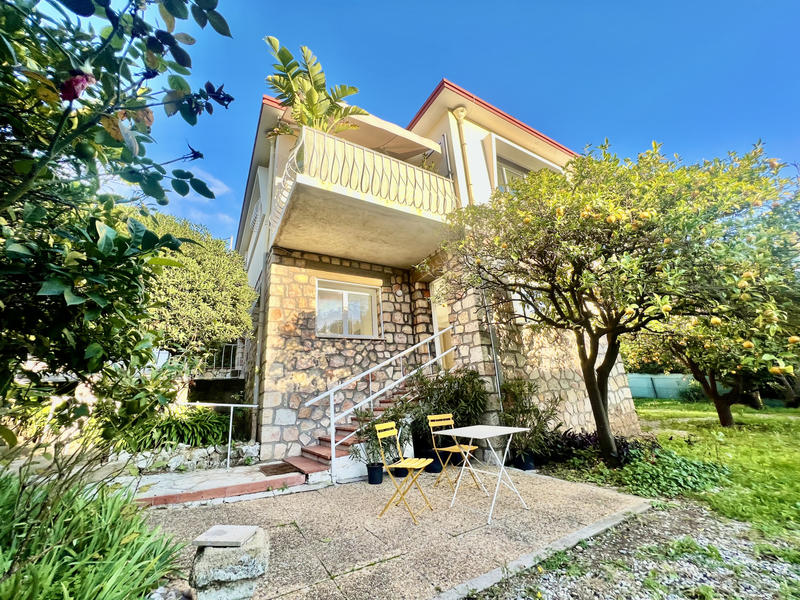 Villa - 175 m² - 6 pièces