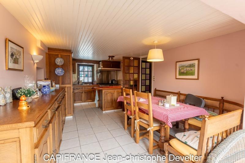 Maison en pierre - 250 m² - 8 pièces