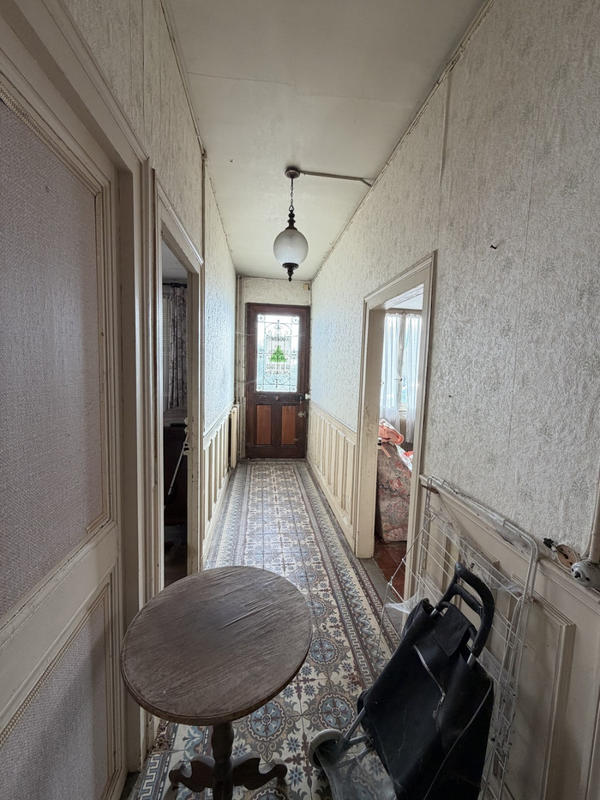 Maison - 205 m² - 6 pièces