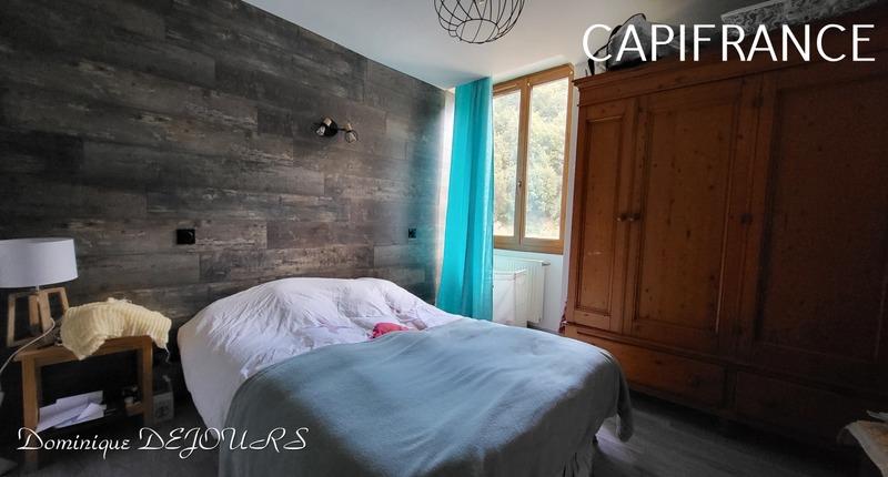 Maison - 209 m² - 8 pièces