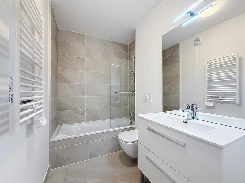 Appartement - 111 m² - 5 pièces