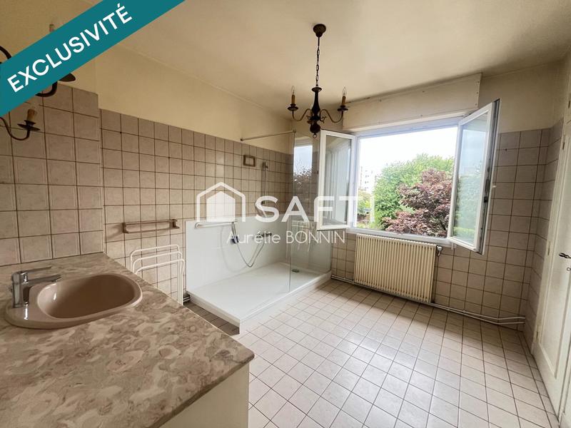 Maison - 174 m² - 7 pièces