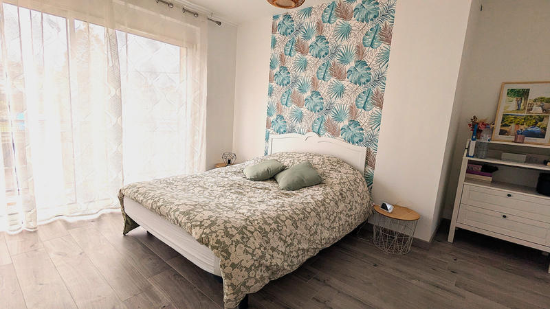 Maison - 220 m² - 10 pièces