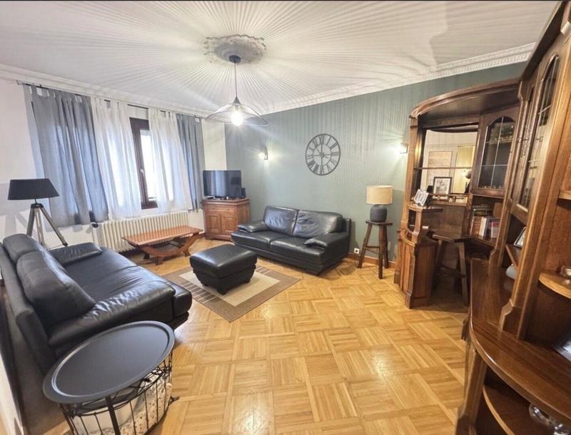 Maison - 150 m² - 7 pièces