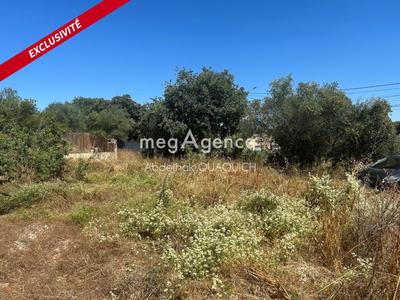 Terrain constructible - 400 m²