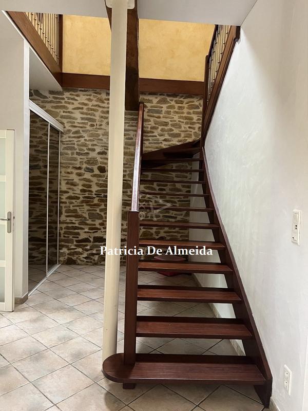 Maison - 213 m² - 8 pièces