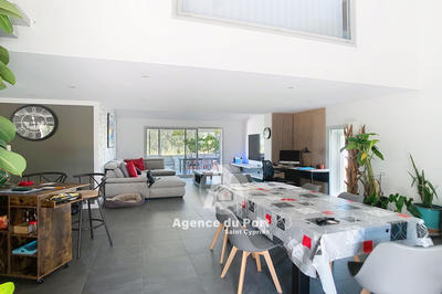 Maison - 124 m² - 4 pièces