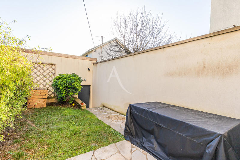 Maison - 108 m² - 5 pièces