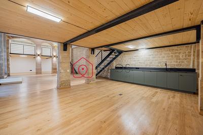 Local d'activités - 169 m²