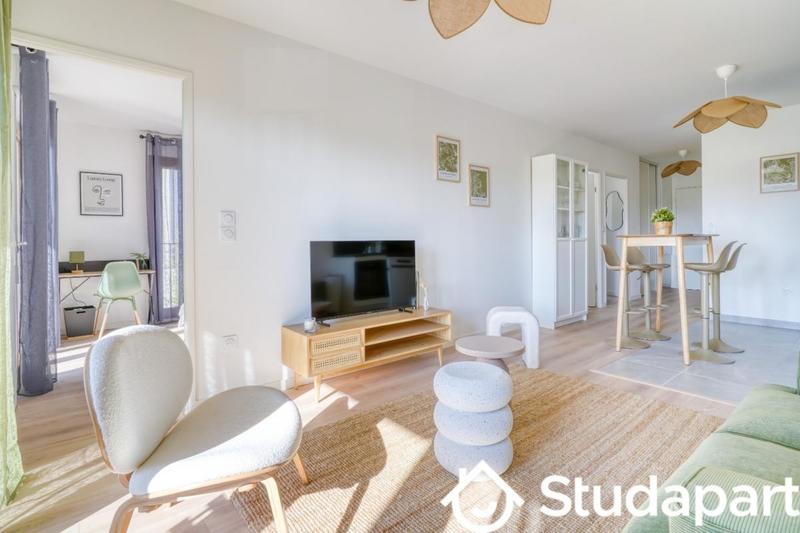 Chambre - 10 m² - 1 pièce