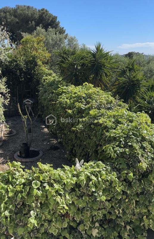 Villa - 208 m² - 7 pièces