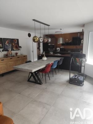 Maison - 108 m² - 5 pièces