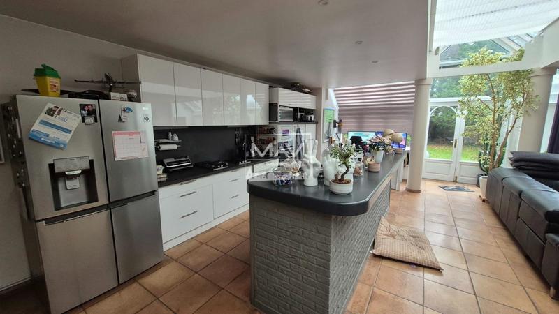 Duplex - 142 m² - 4 pièces