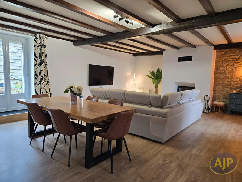 Maison - 110 m² - 5 pièces