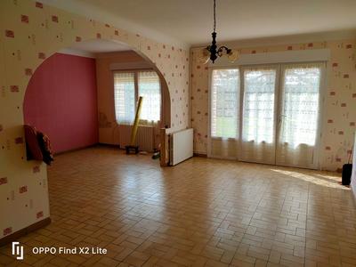 Maison - 220 m² - 9 pièces