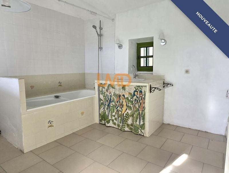 Mas - 190 m² - 8 pièces