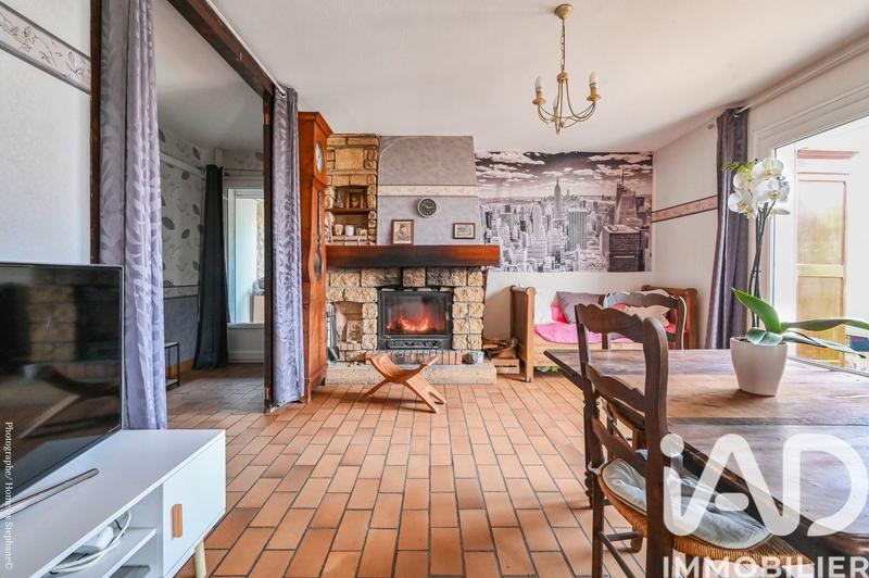 Maison - 140 m² - 5 pièces