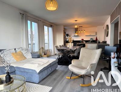 Appartement - 81 m² - 4 pièces