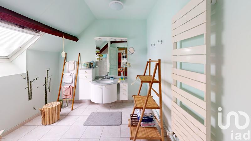 Maison - 214 m² - 7 pièces