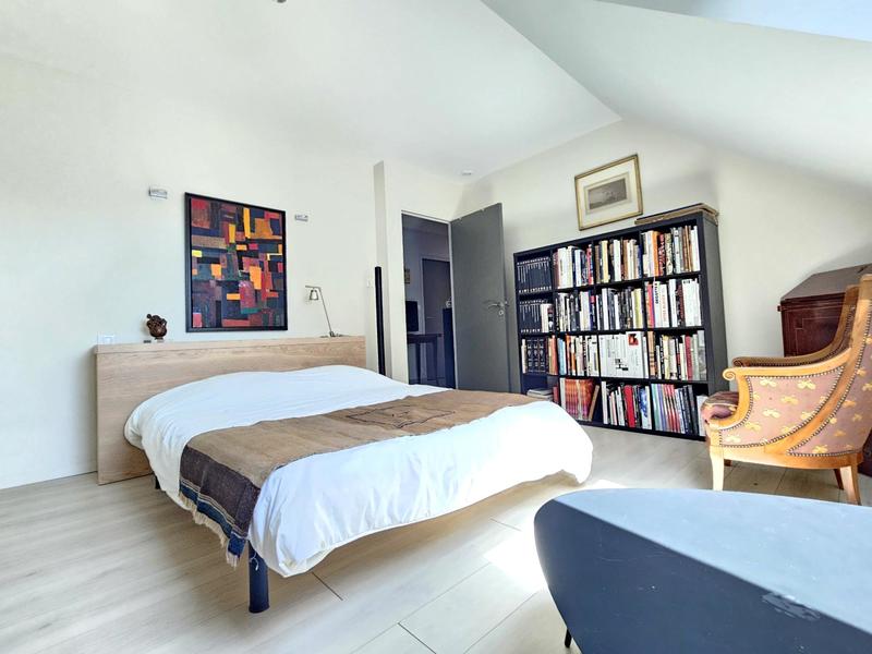 Maison - 187 m² - 7 pièces