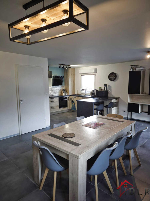 Appartement - 82 m² - 4 pièces