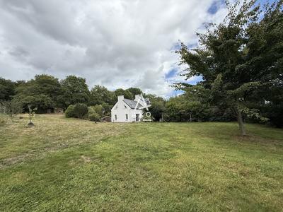 Maison - 210 m² - 9 pièces