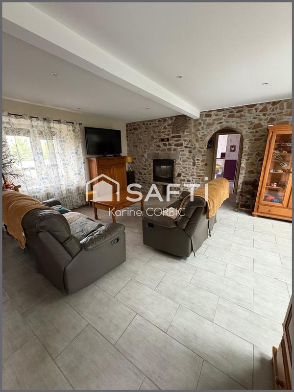 Maison - 160 m² - 8 pièces