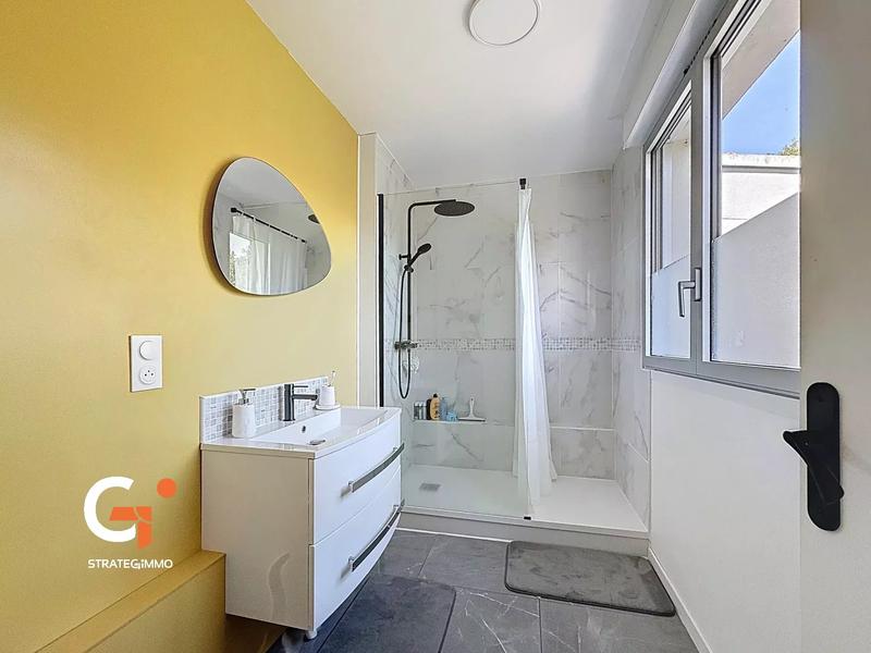 Appartement - 79 m² - 3 pièces