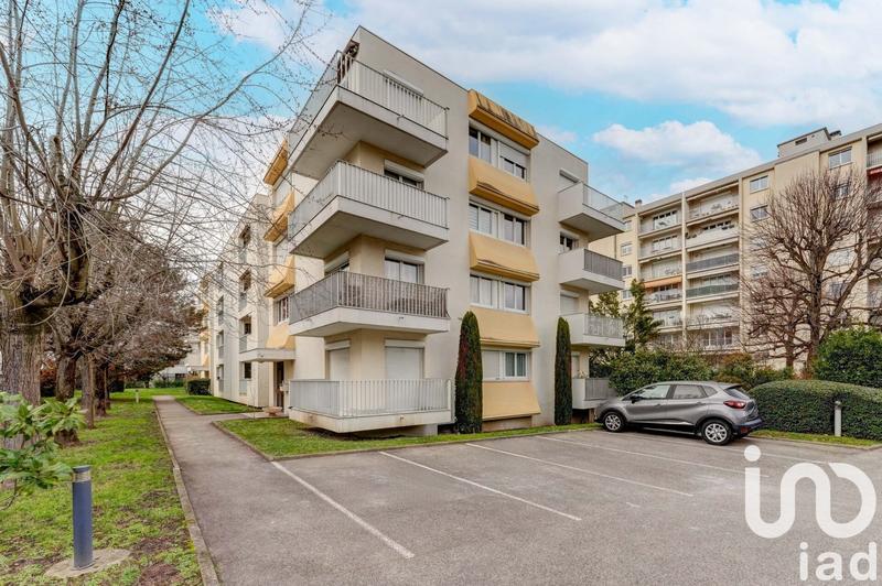 Appartement - 89 m² - 4 pièces