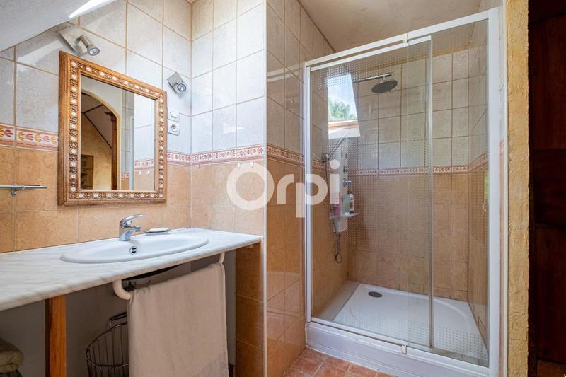 Propriété - 361 m² - 10 pièces