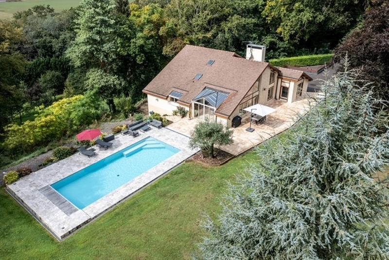 Maison - 400 m² - 11 pièces