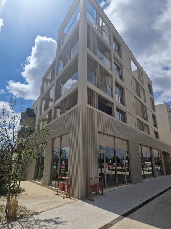 Local commercial - 106 m²