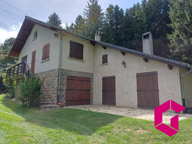 Maison - 200 m² - 11 pièces