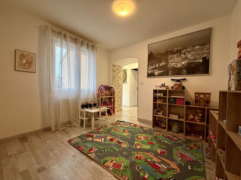 Maison - 136 m² - 5 pièces