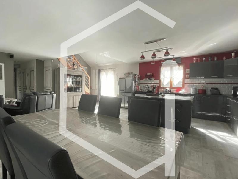 Maison - 132 m² - 6 pièces