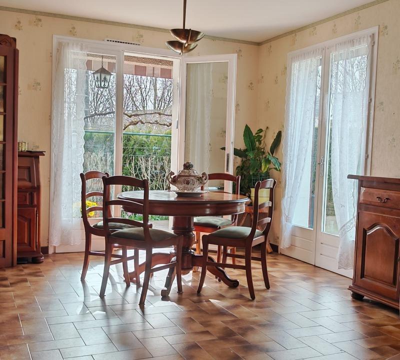 Maison - 155 m² - 7 pièces