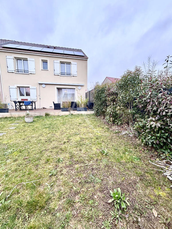 Maison - 106 m² - 6 pièces