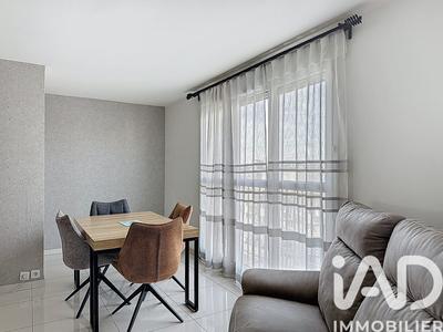 Appartement - 86 m² - 4 pièces