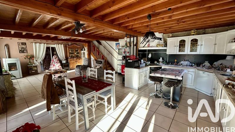 Maison - 150 m² - 6 pièces