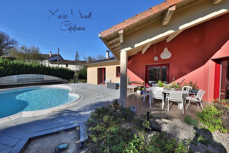 Maison - 187 m² - 7 pièces