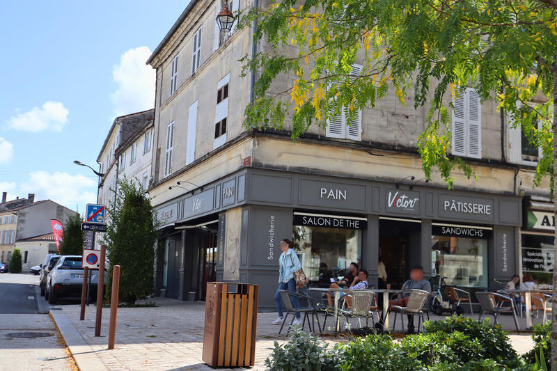 Fonds de commerce - Local commercial - 260 m²